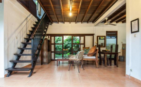 6-BR Garden Legian Villa 5-Min Walk to Beach and Shops Bali